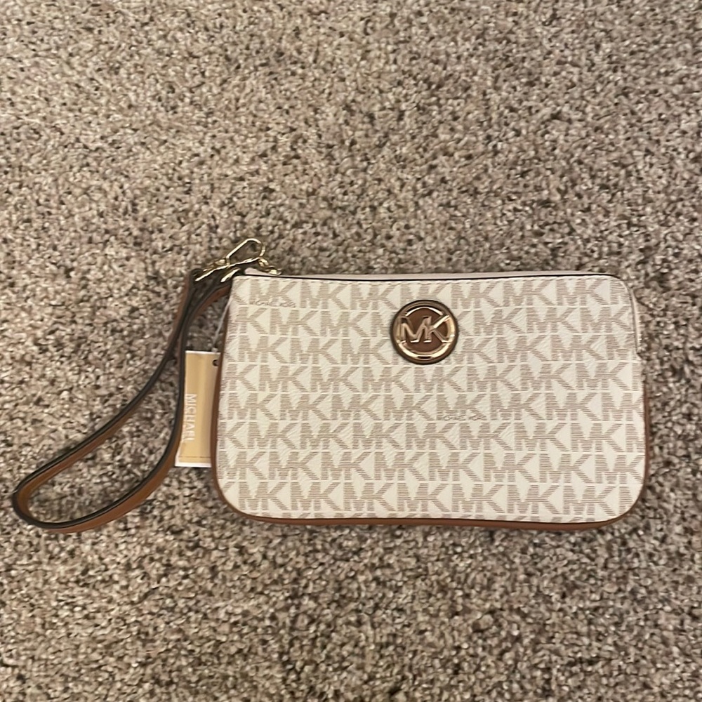 MK Fulton wristlet